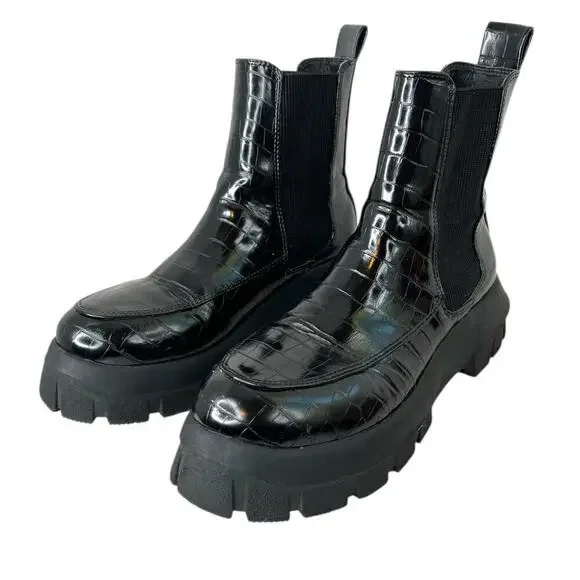 URBAN OUTFITTERS the Eden Chelsea Platform Boot Faux Leather in Black Wmn Sz. 10 - Picture 4 of 13